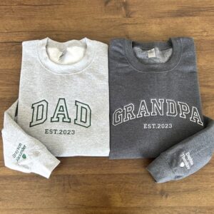 Merry Sweatshirt – Cozy, Festive & Stylish Holiday Outfit