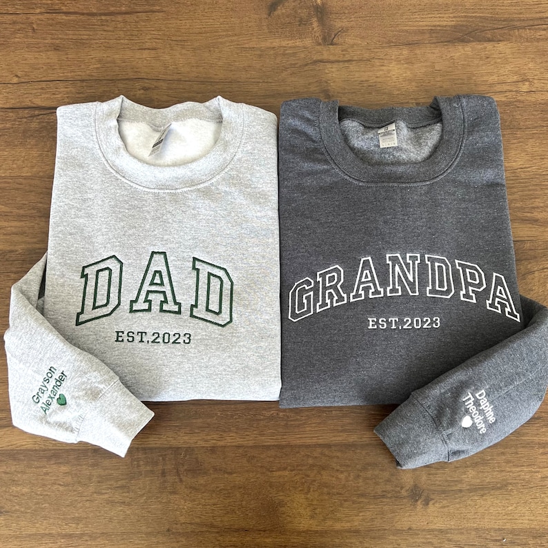 Merry Sweatshirt – Cozy, Festive & Stylish Holiday Outfit